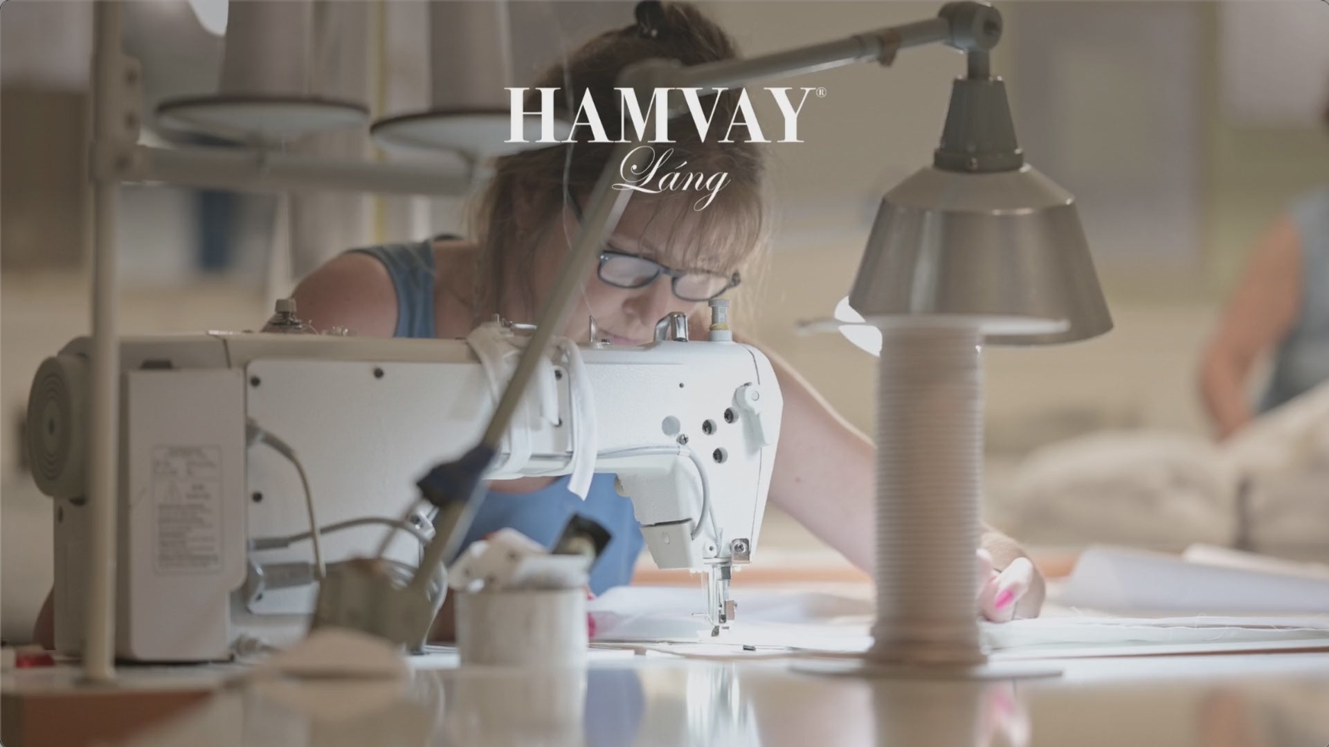 Load video: production of hamvay-láng down bedding