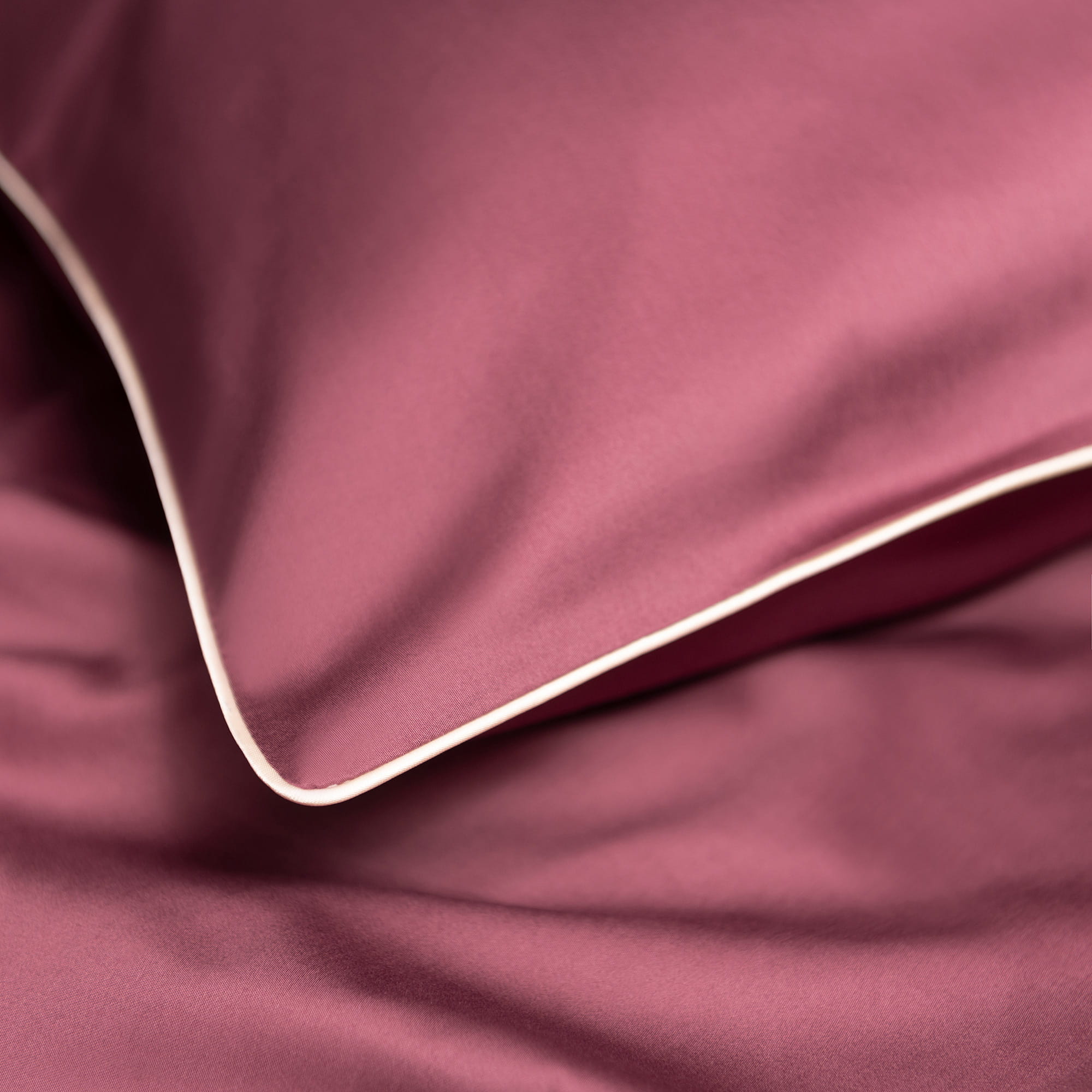 100% Sateen Cotton Pillowcase Dark Orchid